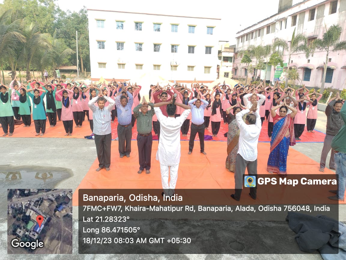 AP187677_YOGA session under NUA O (6).jpeg